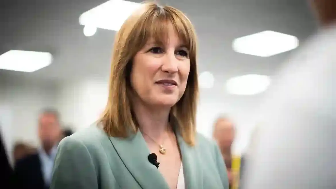 Rachel Reeves Could Be Forced to Raise Billions More in Taxes Amid ONS Reports Showing Shrinking Productivity Across the United Kingdom