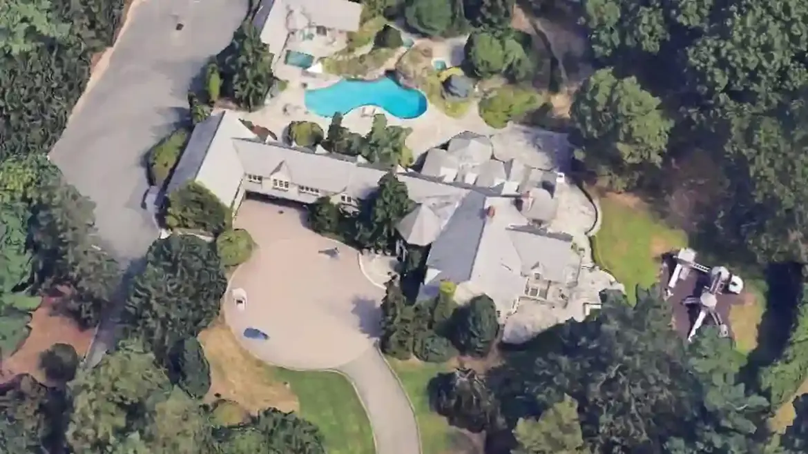 Toll Brothers converts Rosie O’Donnell’s former New Jersey mansion into townhouse development with affordable housing units