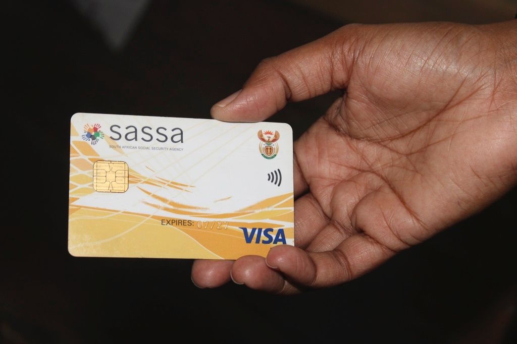 SASSA urges South African social grant recipients to report scammers and fraudulent staff to protect their benefits across the country