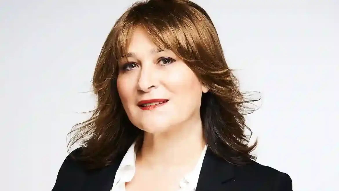 Columnist Sarah Vine shares how living with anxiety disorder shaped her view on disability benefits and mental health treatment in the United Kingdom