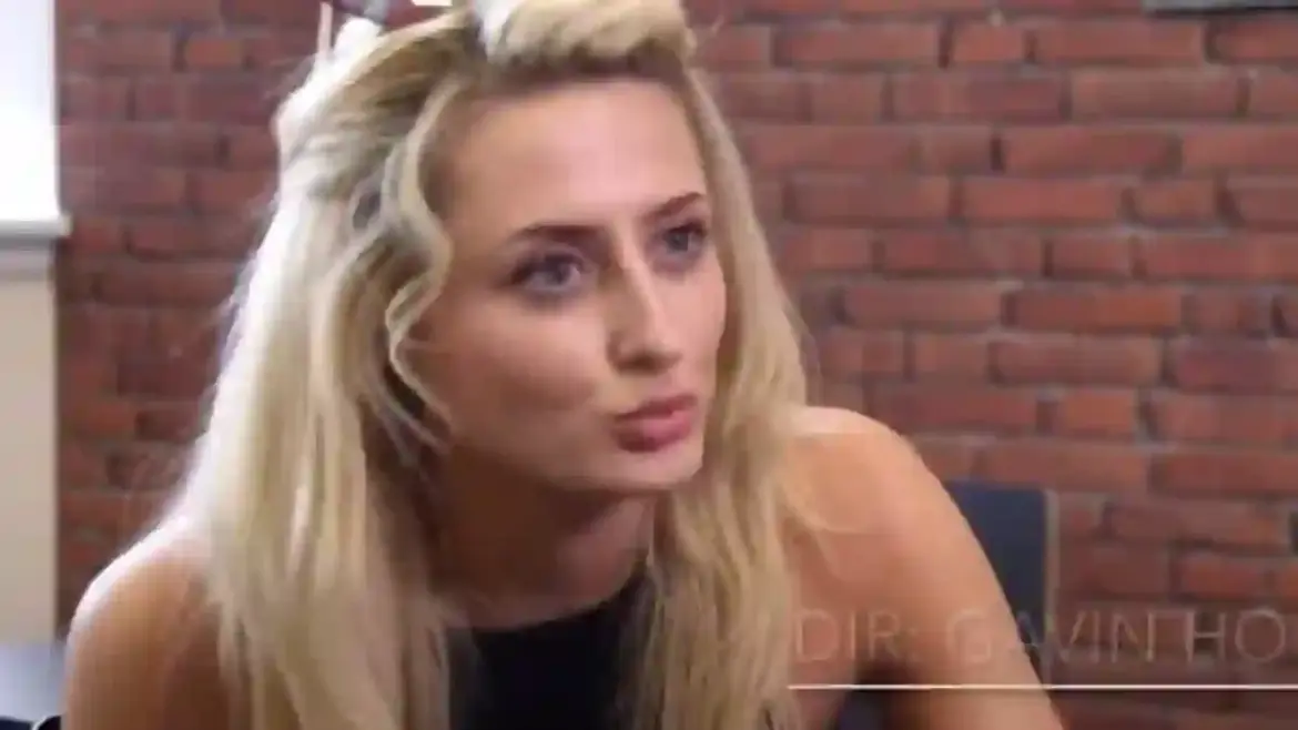 Glasgow Actress Sky Sinclair Wins Over Eighteen Thousand Pounds in Compensation After Race and Sex Discrimination at Historic Bar