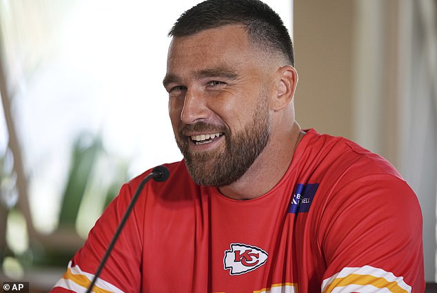 Travis Kelce overcomes college drug scandal and transforms himself into an NFL superstar while preparing in São Paulo with the Kansas City Chiefs