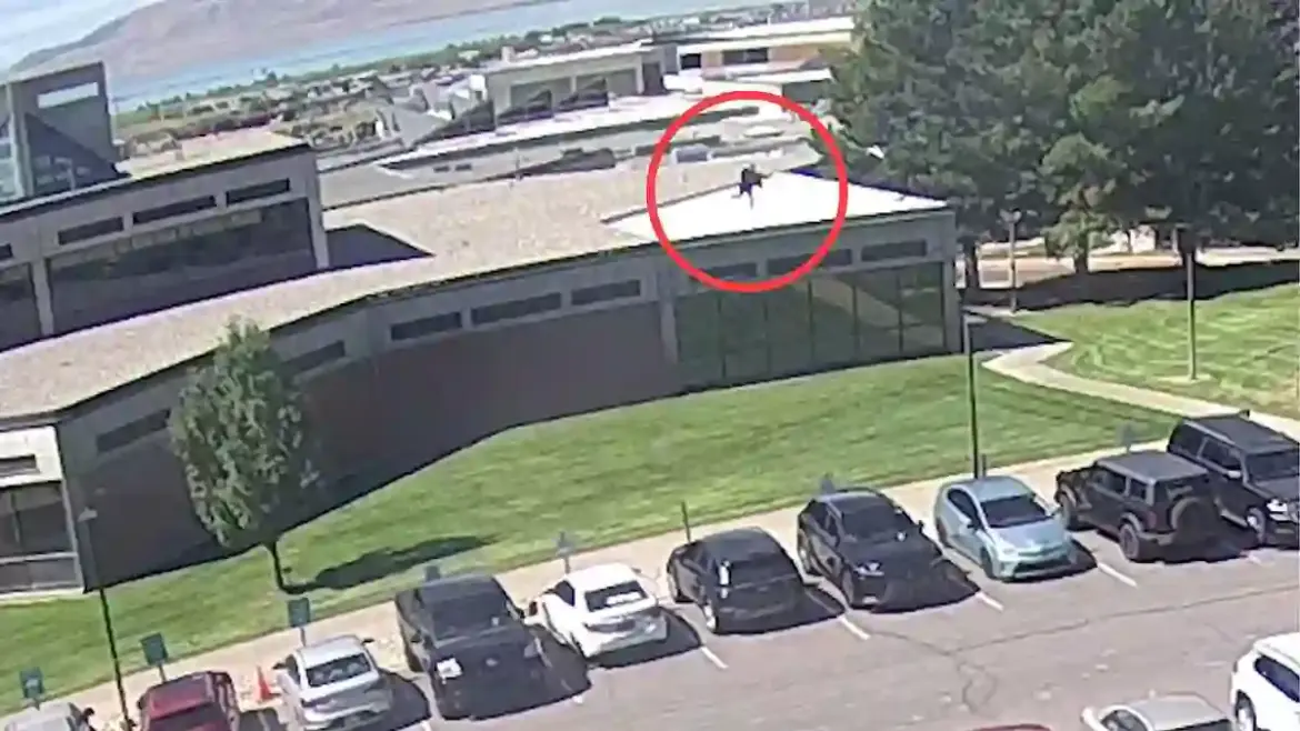 Former FBI Agent Analyzes How Utah Shooter Tyler Robinson Mirrors Brian Thompson Murder in United States