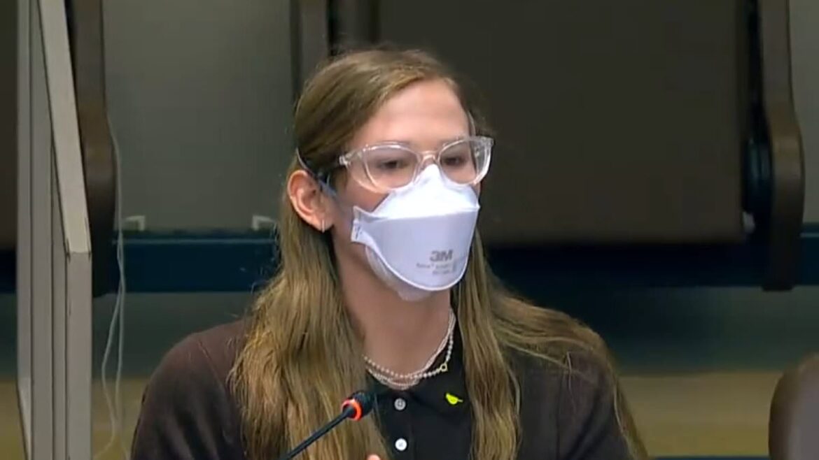Violet Affleck urges global leaders to prioritize clean air and mask usage at the United Nations in New York City