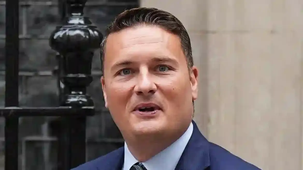 Wes Streeting praises Angela Rayner’s achievements as Labour politicians react to her resignation in Westminster