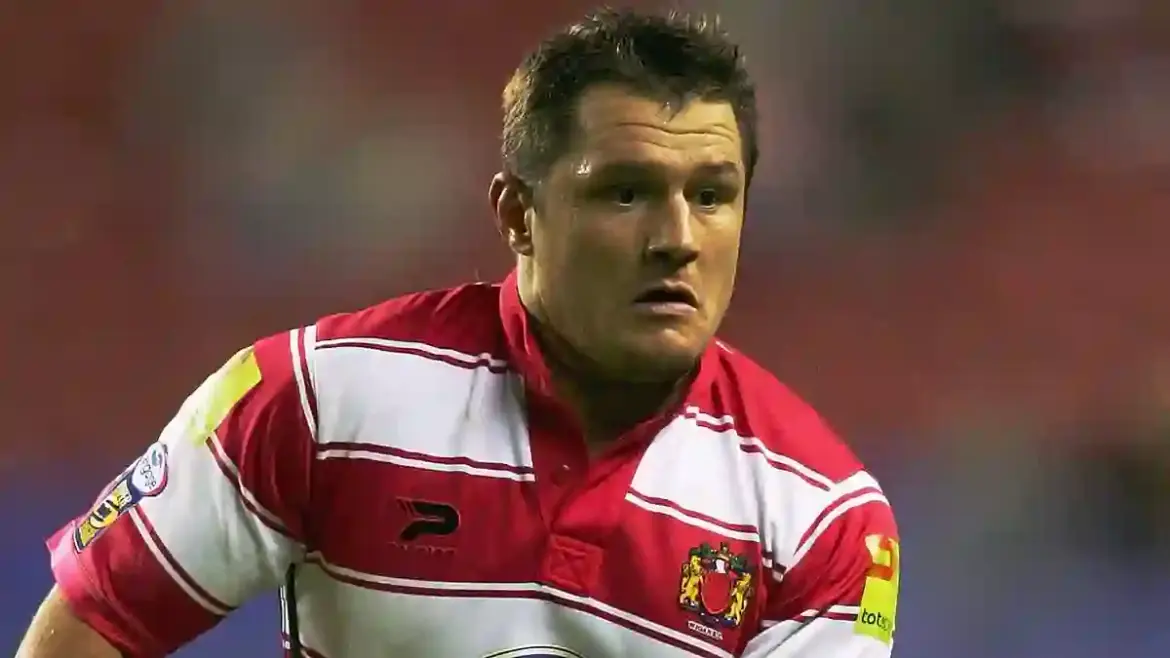 Wigan Warriors Reflect on Terry Newton’s Tragic Death and Urge Teammates to Watch for Signs of Mental Health Struggles in the Town