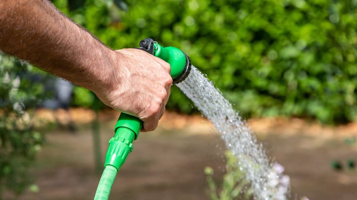 Yorkshire Water Warns Residents That Hosepipe Bans Could Last Into Winter as Reservoir Levels Remain Critically Low