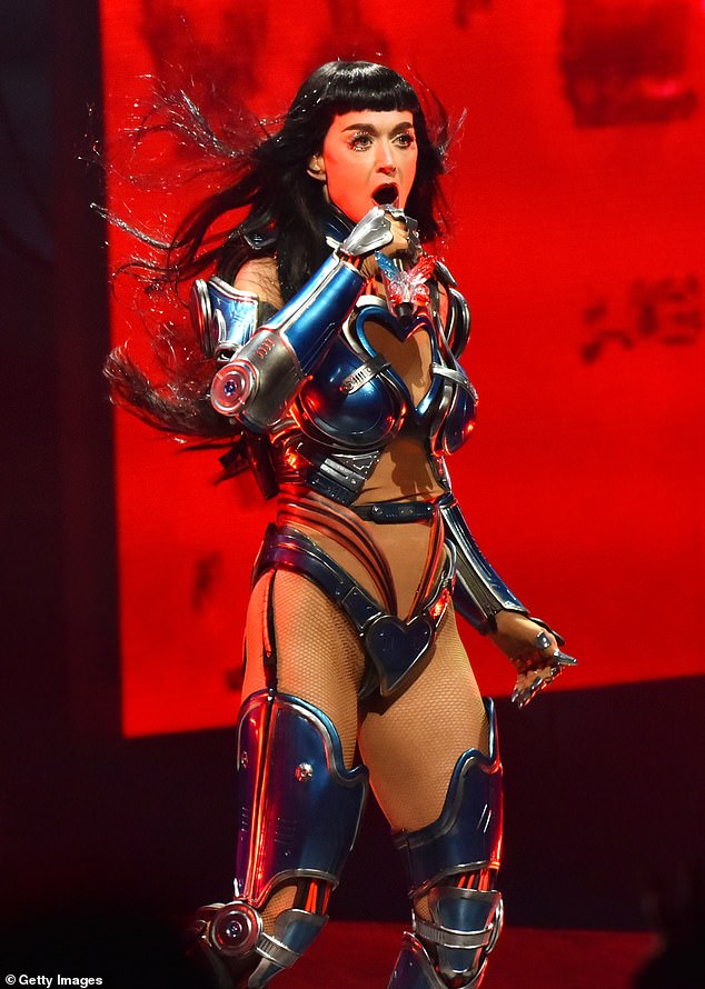 Katy Perry turns heads in London by addressing fans about her relationship with former Canadian Prime Minister Justin Trudeau