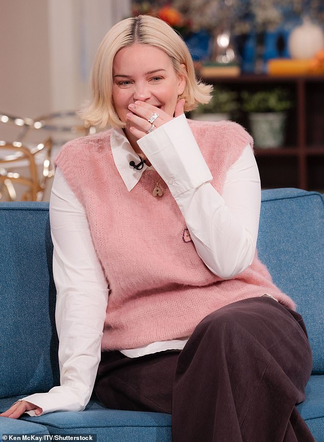 Anne-Marie and Slowthai shock fans in London as they name their baby Forever Sugar inspired by family memories and a pregnancy health struggle 1 Anne-Marie and Slowthai shock fans in London as they name their baby Forever Sugar inspired by family memories and a pregnancy health struggle