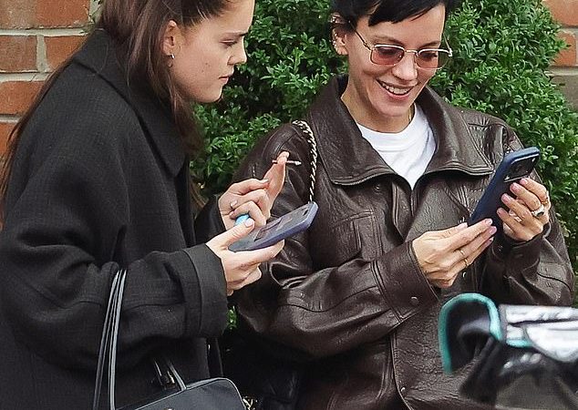 Lily Allen reveals personal heartbreak and smoking habits while promoting her new album West End Girl in New York 1 Lily Allen