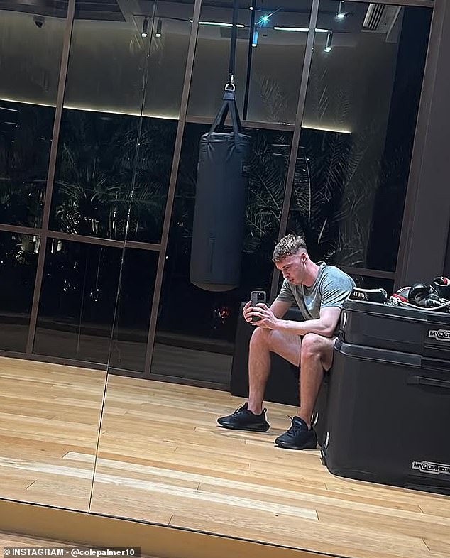 Cole Palmer shares inspiring update on his injury recovery as the Chelsea star motivates fans with a powerful message at Cobham training base in London