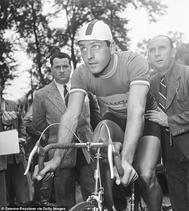 French President Emmanuel Macron Announces the Death of Cycling Legend Charles Coste at 101 in Paris After a Lifetime of Sporting Achievements