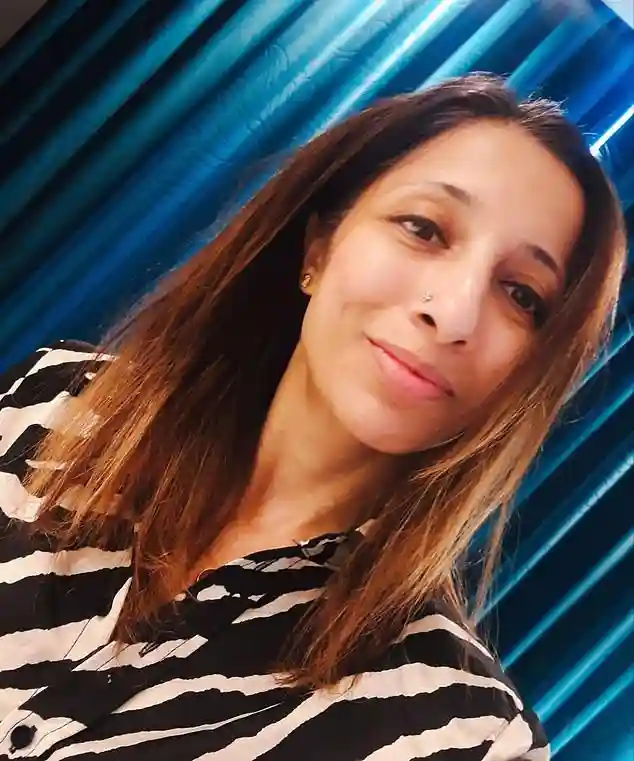 Khadija Khan recounts her mother’s fight against forced veiling and exposes how coercive dress rules harm women across Britain and Pakistan