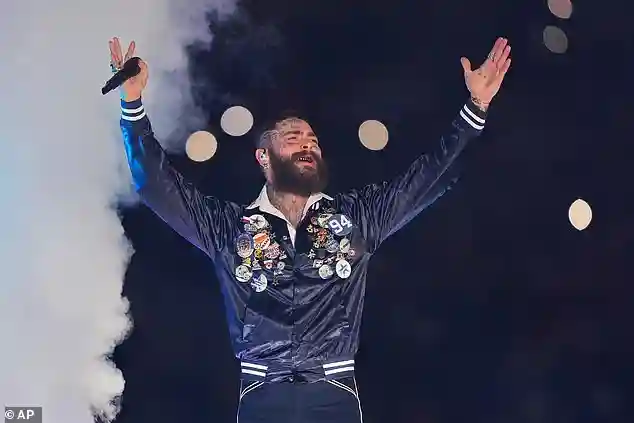 Post Malone Honors Late Marshawn Kneeland During Emotional Halftime Performance at Cowboys Game in Dallas 1 Post Malone Honors Late Marshawn Kneeland During Emotional Halftime Performance at Cowboys Game in Dallas