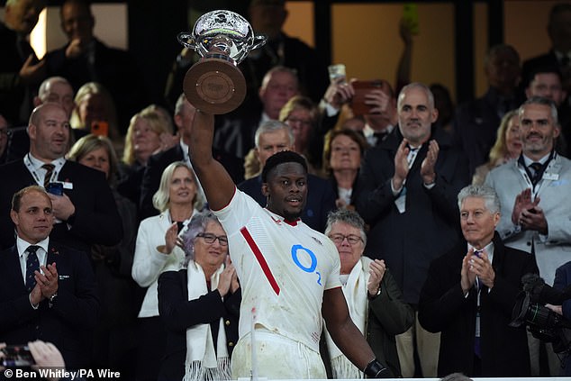 Steve Borthwick orchestrates England’s forward strategy as replacements crush Australia and drive team to autumn series win