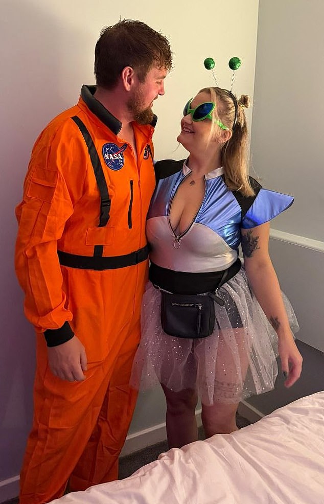 Swingers Gather for Adult Weekender Parties at Butlin’s in Skegness and Reveal How the Weekend Unfolds 1 Swingers Gather for Adult Weekender Parties at Butlin’s in Skegness and Reveal How the Weekend Unfolds