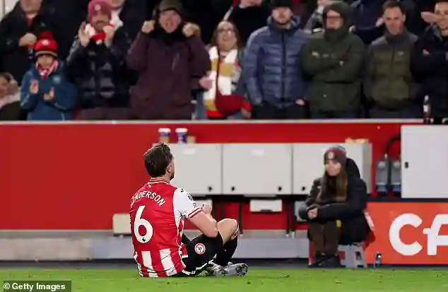 Jordan Henderson scores first Premier League goal in four years and pays heartfelt tribute to late Diogo Jota during Brentford clash with Leeds United at Gtech Community Stadium