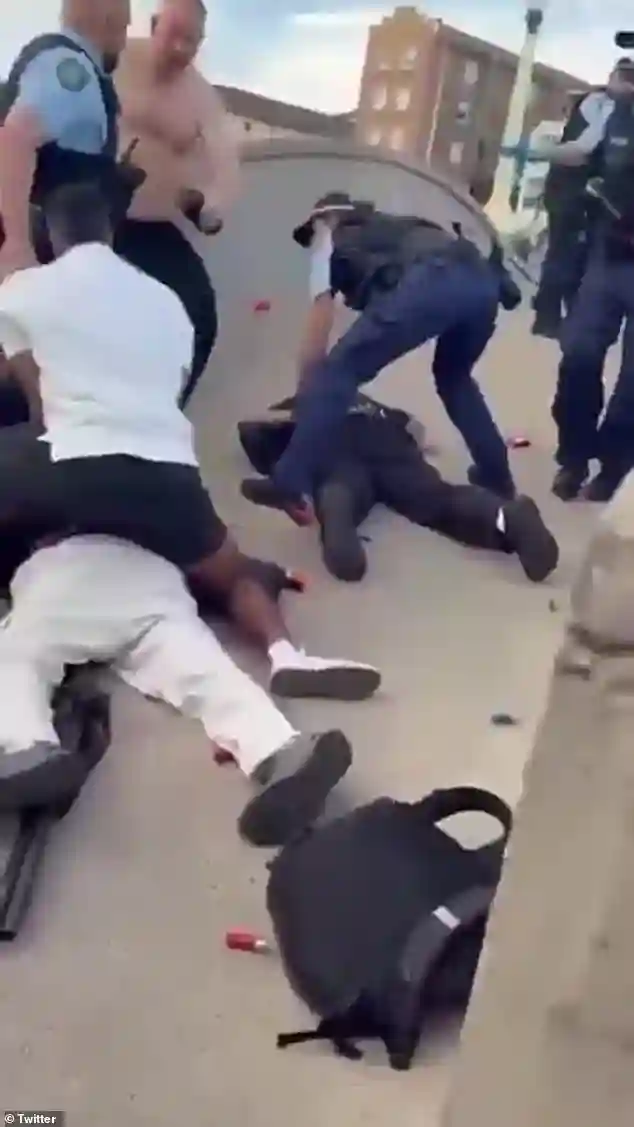 Bondi Beach witness describes charging toward gunmen and attacking alleged shooter during deadly Chanukah by the Sea massacre in Sydney