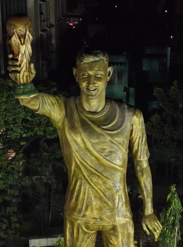 Lionel Messi prepares to visit Kolkata as fans gather to witness the unveiling of a 70-foot tall football statue