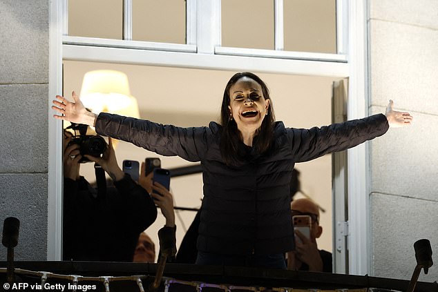 Venezuelan opposition leader María Corina Machado stuns supporters as she appears on an Oslo balcony after escaping her homeland to witness her Nobel Prize moment