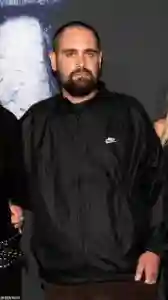 Brentwood Gas Station Workers Recall How Nick Reiner’s Behavior Changed Days Before the Brutal Killing of Rob and Michele Reiner in Los Angeles