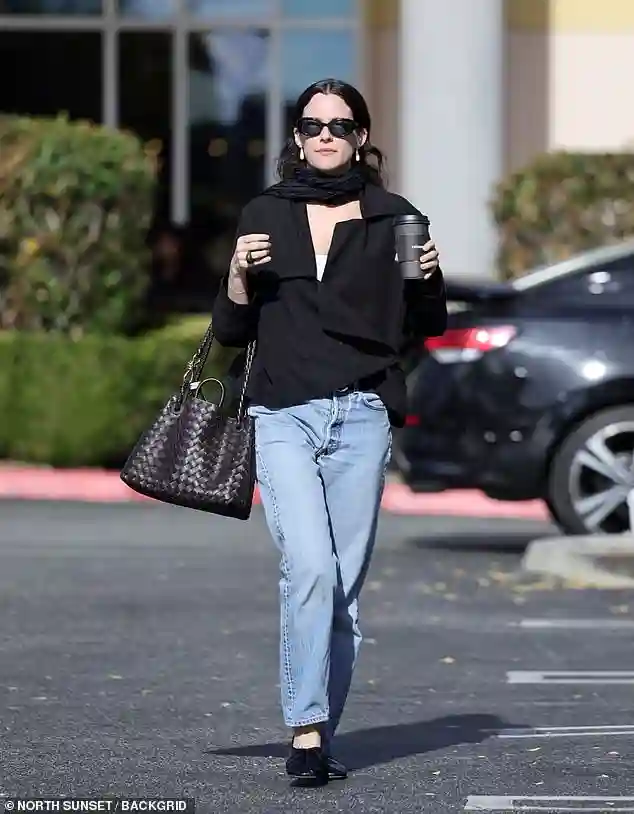 Riley Keough Steps Out Quietly in Thousand Oaks as Explosive Lawsuit Pulls Presley Family and John Travolta Into Public Legal Firestorm