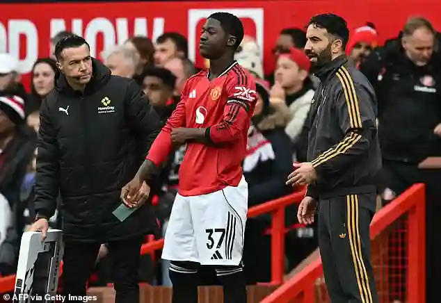 Ruben Amorim Accepts Responsibility for Manchester United Underperformance While Defending Kobbie Mainoo’s Playing Time at Old Trafford