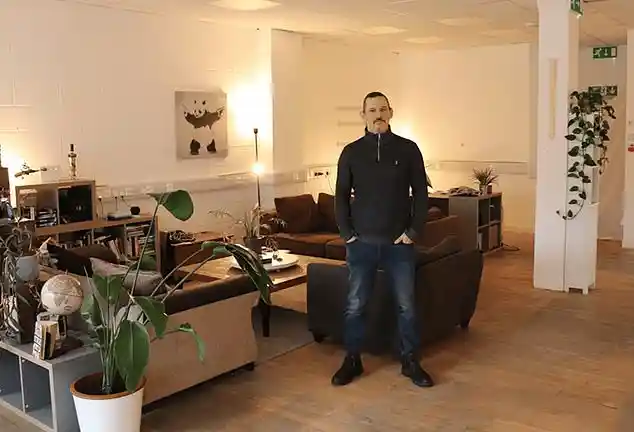 Luke Williams saves thousands by living as a property guardian in unusual London buildings while dodging soaring rental costs in Whitechapel