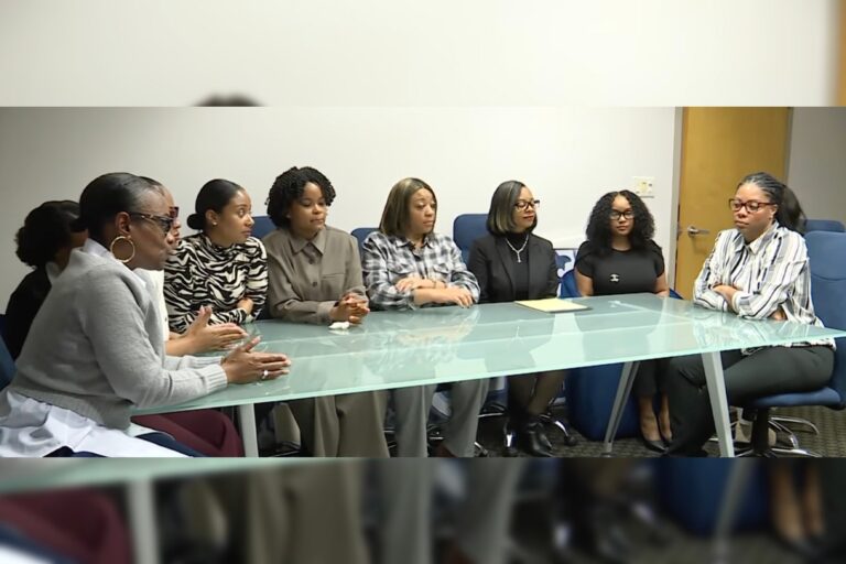 Black Women Sue Chesapeake Steakhouse