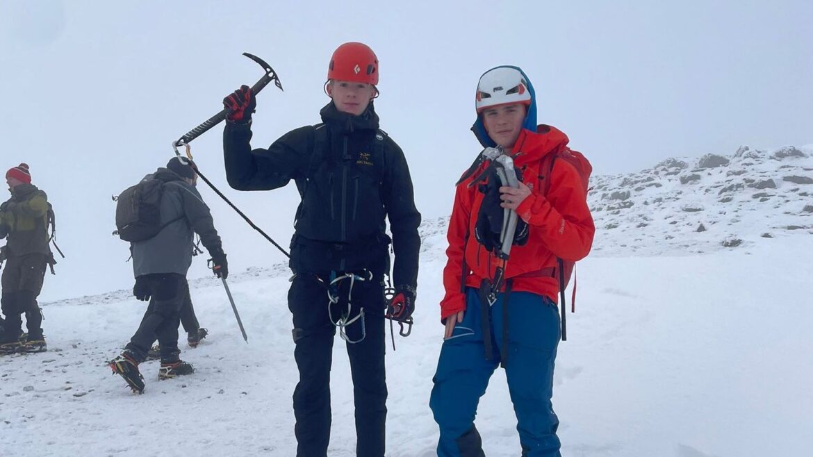 Teenage ice climbers step in to rescue dangerously underprepared adult hikers stranded on an icy Helvellyn ridge in the Lake District