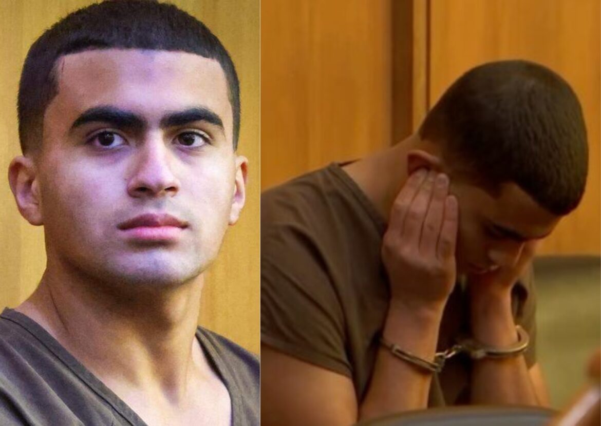 Teen murder suspect Derek Rosa covers his ears in a Florida courtroom as chilling confession video plays during pretrial hearing in his mother’s murder case