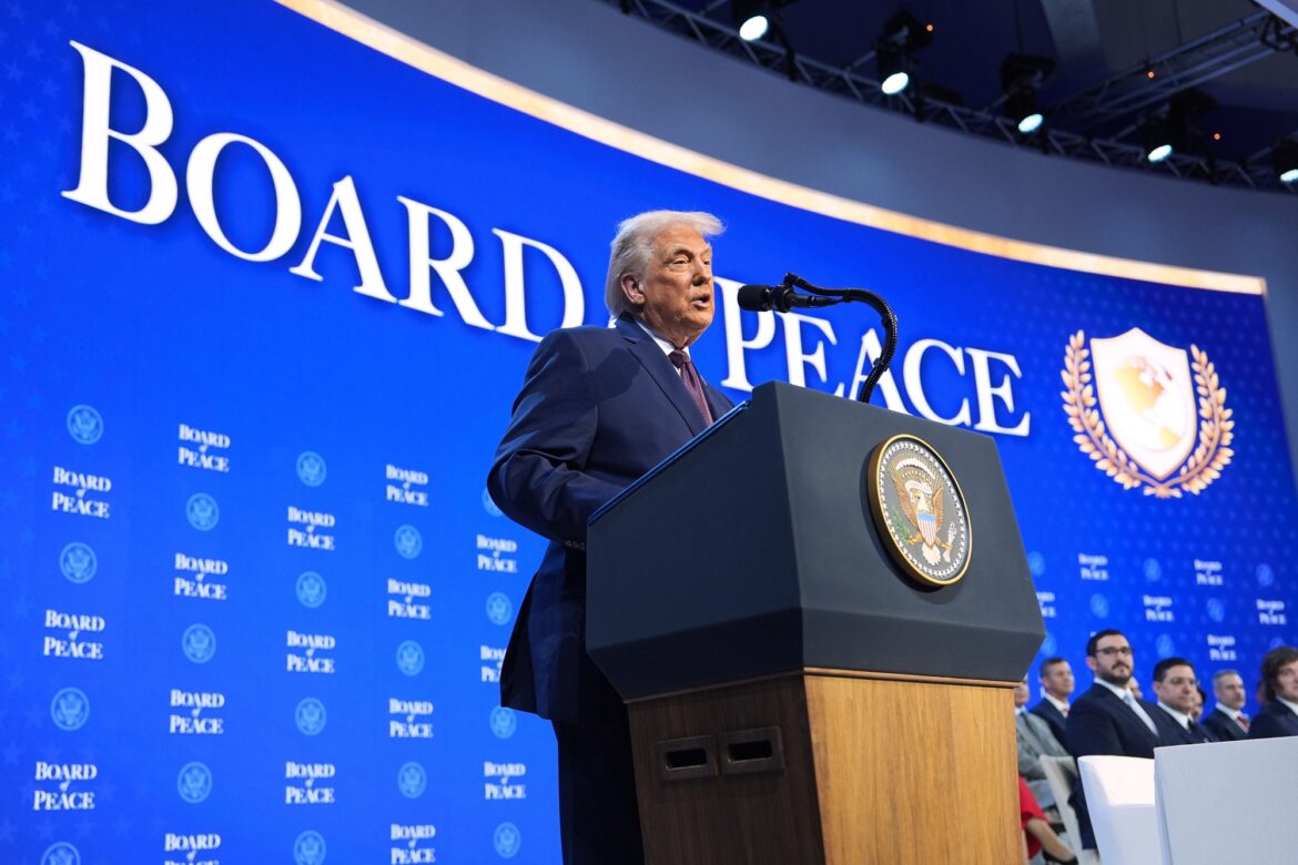 Donald Trump Unveils His Controversial Board of Peace to Global Leaders at Davos Amid Warnings of Undermining the United Nations