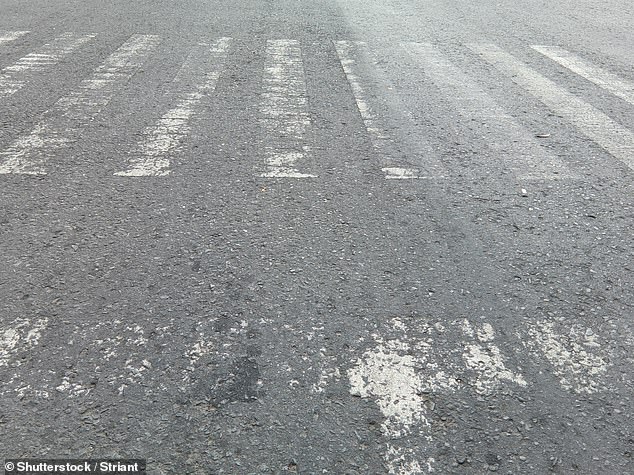 Drivers Warn That Faded Road Markings Are Causing Near-Miss Crashes Across the UK as Councils Struggle to Maintain Lanes