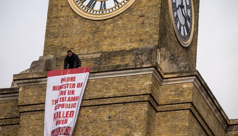Iran Protester Scales London's King&rsquo;s Cross
