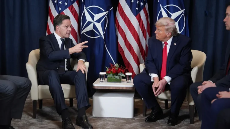 Mark Rutte and Donald Trump