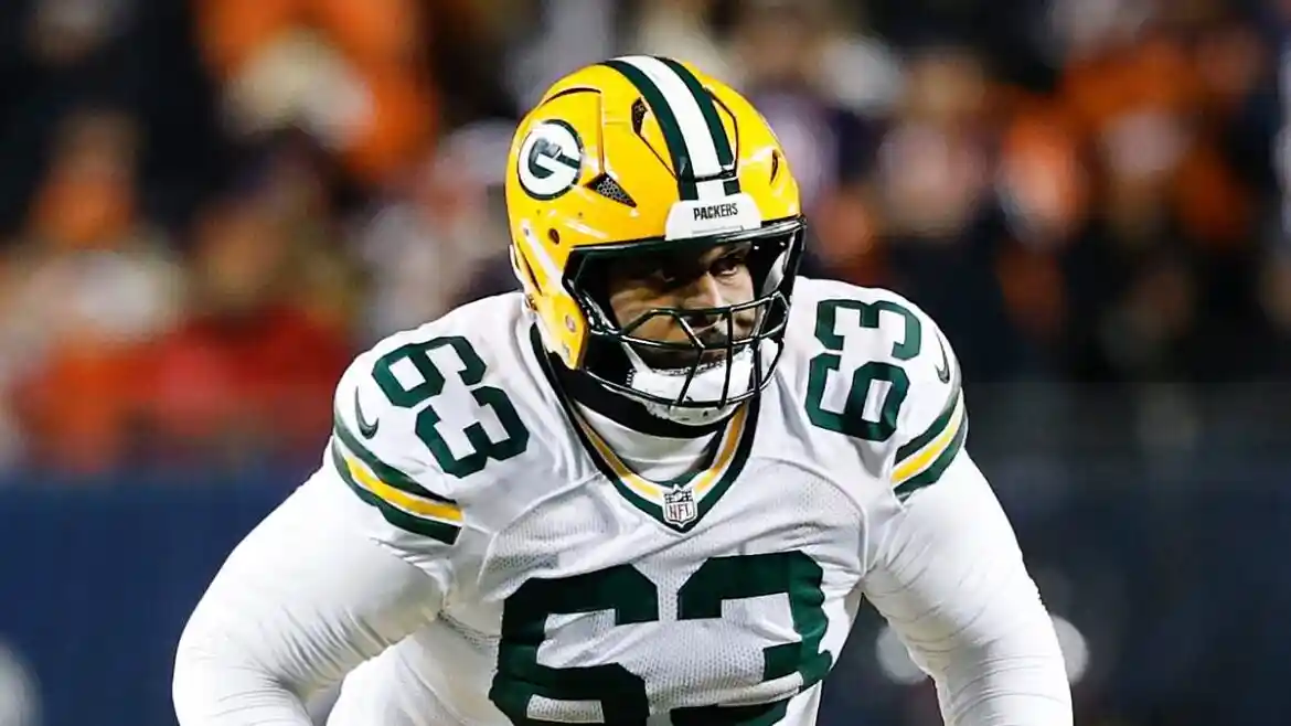 Green Bay Packers Offensive Tackle Rasheed Walker Is Arrested at New York LaGuardia Airport After TSA Finds Handgun
