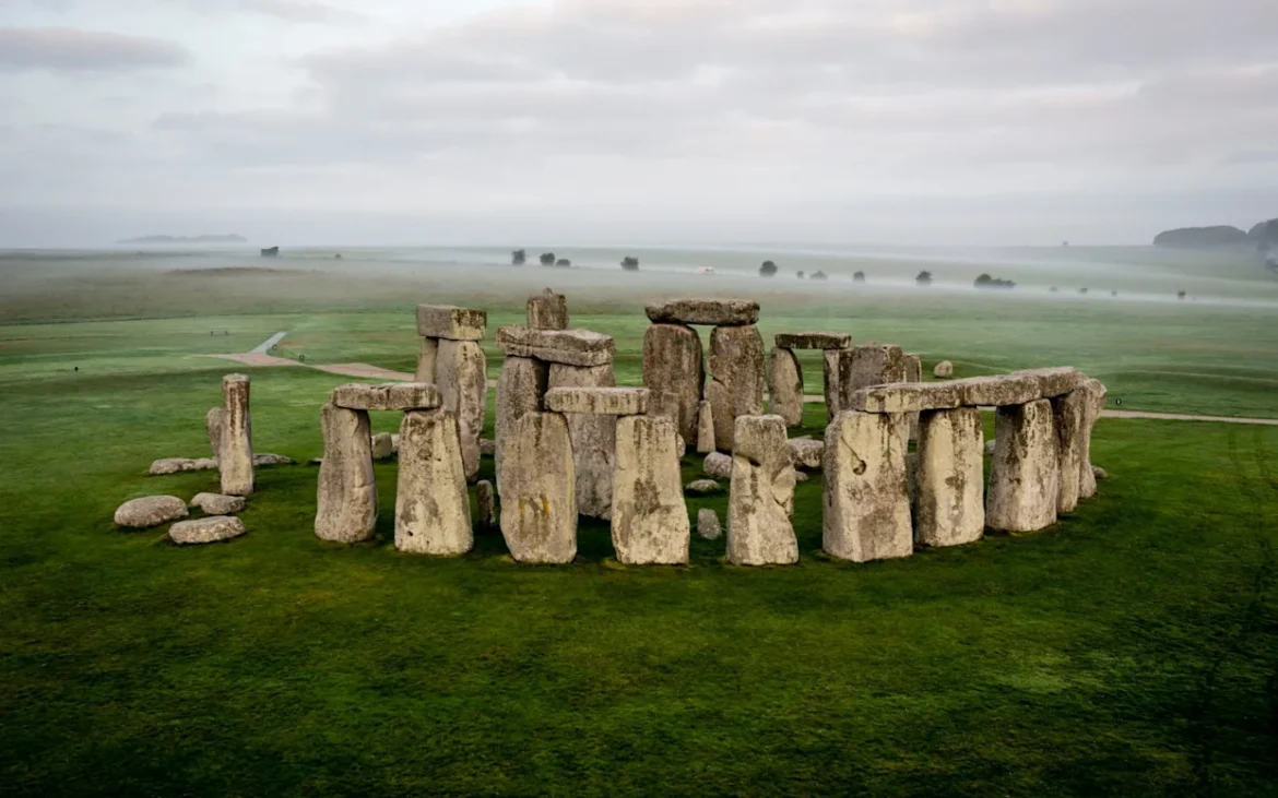 Geologists Demonstrate Evidence Shows Human Hands Moved Stonehenge Bluestones From Wales to Wiltshire Over Hundreds of Miles
