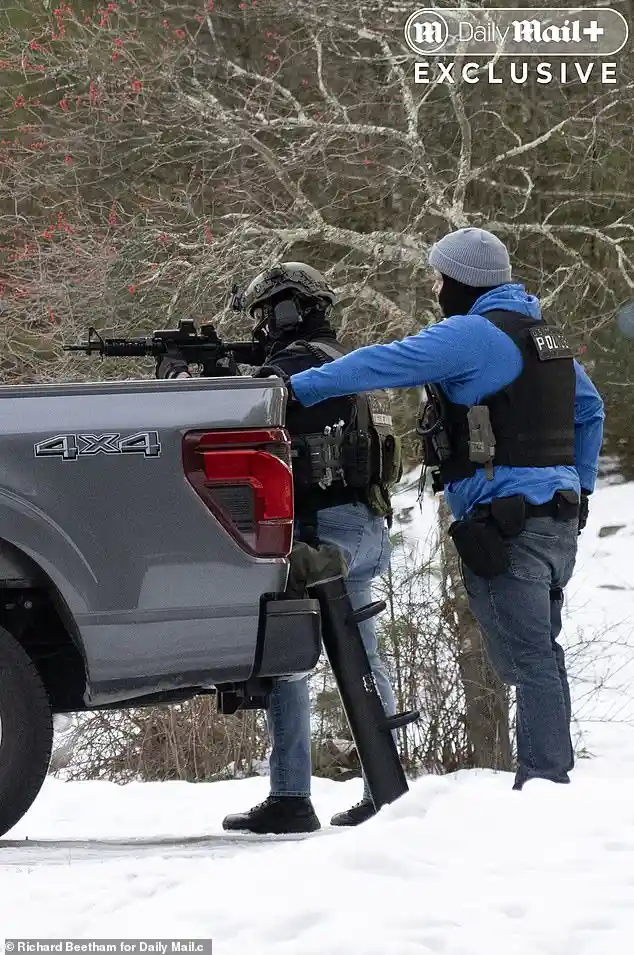 US Marshals Raid Timothy Busfield and Melissa Gilbert’s New York Home Just Hours After Actor Turns Himself In Over Child Abuse Charges in New Mexico