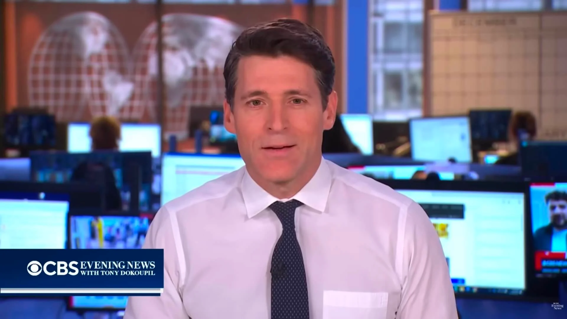 Tony Dokupil anchors CBS Evening News with new patriotic focus while staffers question network’s direction in major media hubs