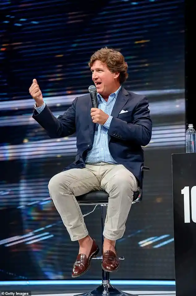 Tucker Carlson Sparks Online Debate After Drastic Weight Loss Photo with James Fishback Fuels Ozempic Rumors and Concerns About Aging Effects in Florida