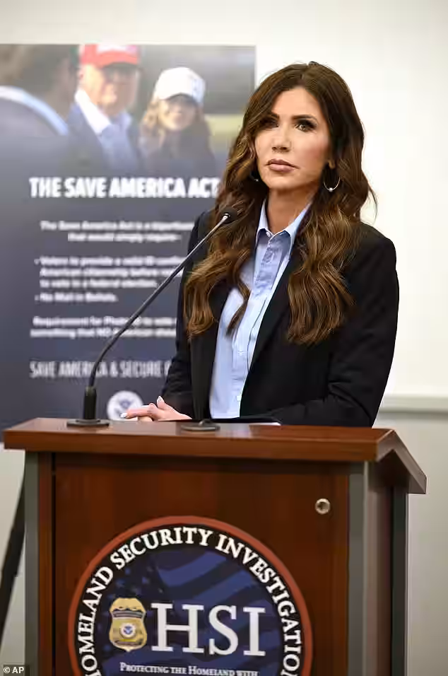 Border Czar Tom Homan clarifies DHS Secretary Kristi Noem controls ICE and CBP amid Minneapolis controversy