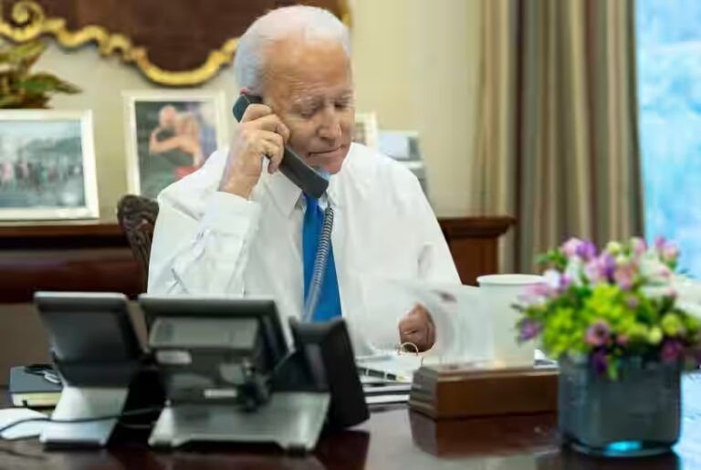 Former President Joe Biden Makes Direct Call to Russian President Vladimir Putin After Receiving Intelligence Warning About Ukraine Escalation in Washington