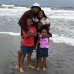 Former Washington Offensive Guard Tre Johnson Dies Suddenly at 54 While Attending Son’s Football Game in Hampton University