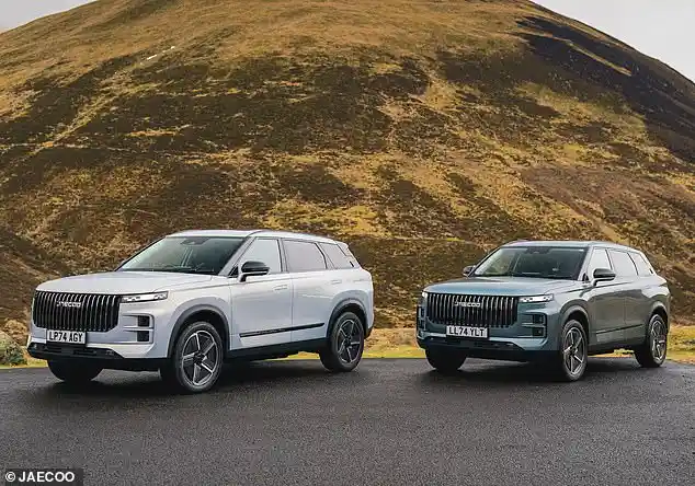 Jaecoo 7 tops private car sales as British families embrace the Temu Range Rover alternative across the UK