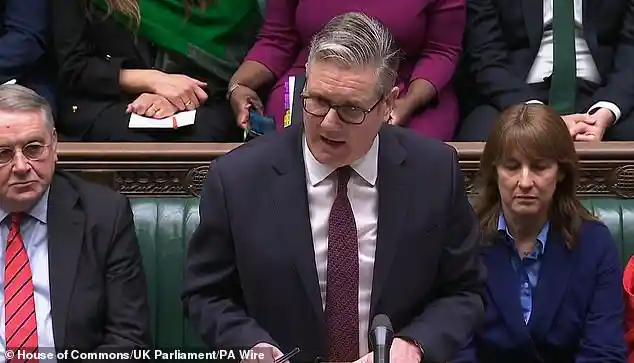 Keir Starmer Faces Labour Revolt Over Lord Mandelson Appointment and Alleged Ties to Jeffrey Epstein in UK Parliament