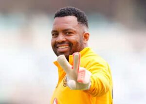 Itumeleng Khune Urges Kaizer Chiefs Goalkeeper Bruce Bvuma to Seek Loan Move for More Game Time at Naturena