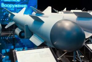 Russia Develops Alleged Hypersonic Missile Called Son of Oreshnik Capable of Striking London From Home Territory