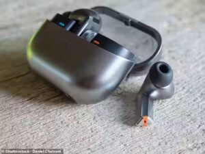 Scientists warn consumers that popular headphones from Bose Samsung and Sennheiser contain toxic chemicals that can harm health across Europe