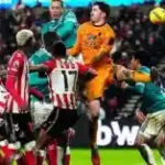 Virgil van Dijk seals Liverpool victory with towering header that ends Sunderland unbeaten home run at the Stadium of Light