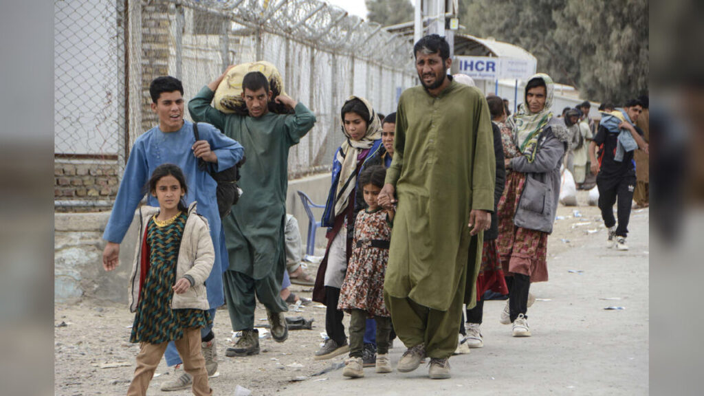 Afghan Migrants Struggle Across Harsh Borders as They Return From Iran